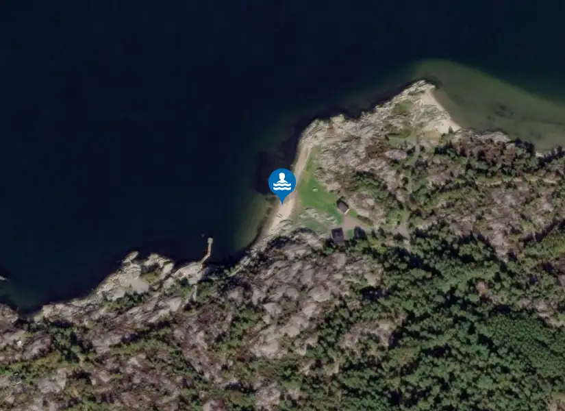 Lilleby från satellit