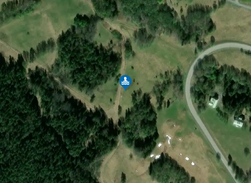 Lövstabadet lilla bassängen från satellit