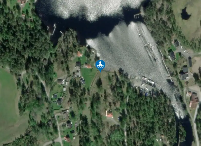 Badplats Brännelandet från satellit