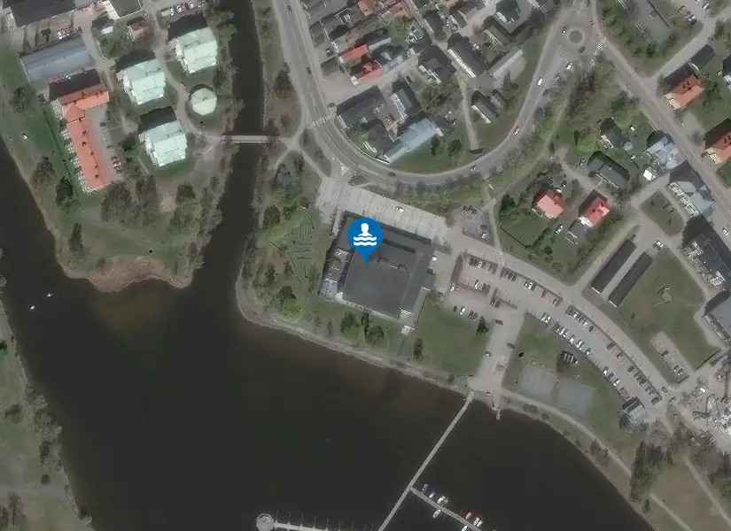Härnösands simhall från satellit