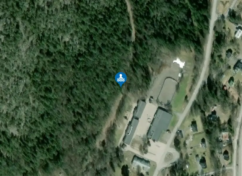Hälledalshallens simhall från satellit