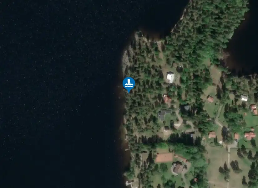 Sjön Uskens bad och campingplats från satellit