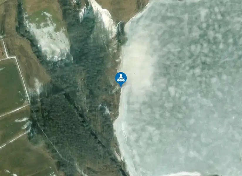 Takene  badplats från satellit