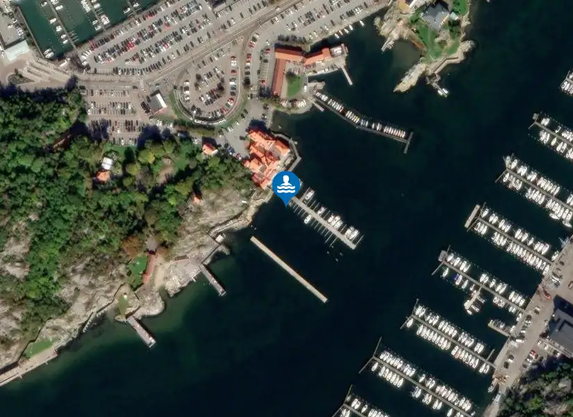 Saltholmens Kallbadhus från satellit