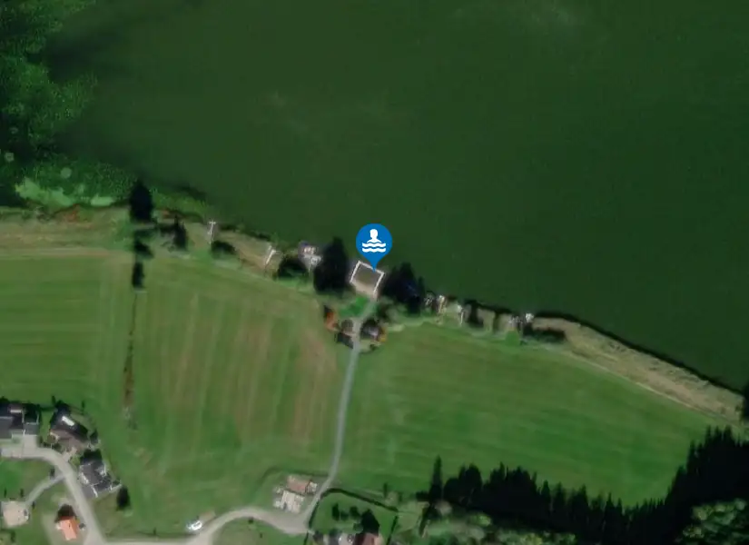 Klubbetorp från satellit