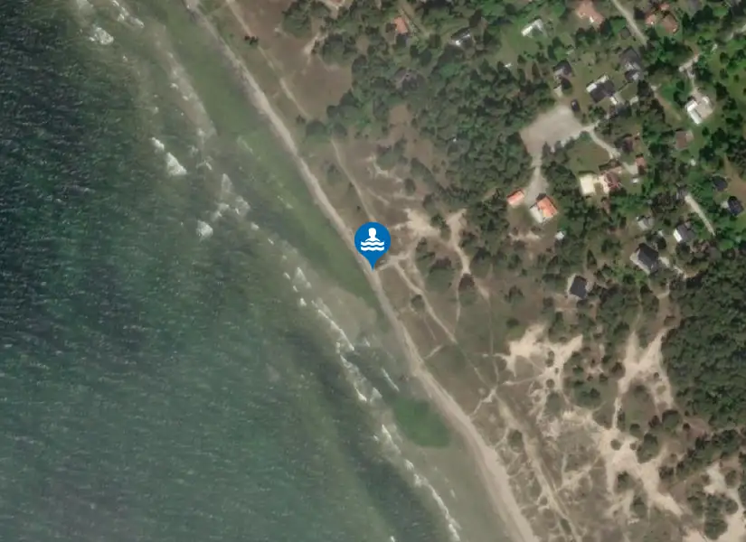 Släktäktsvägens badstrand från satellit