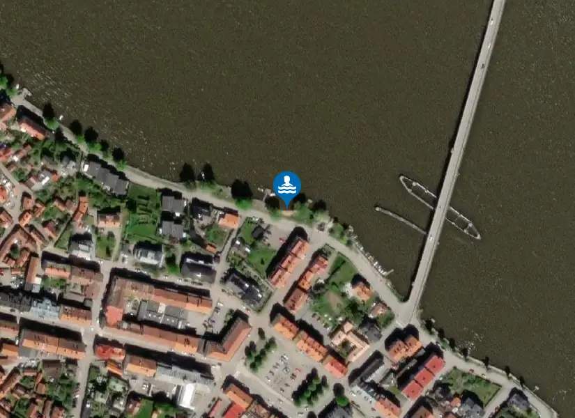 Brobadet från satellit