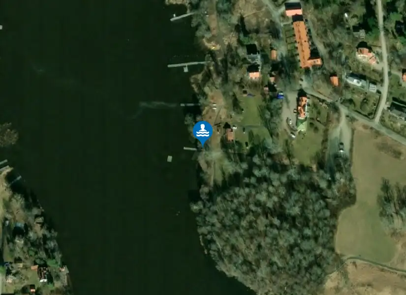 Vårdsätrabadet från satellit