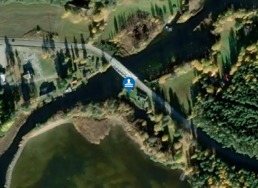 Dellenbadsparken, piren från satellit