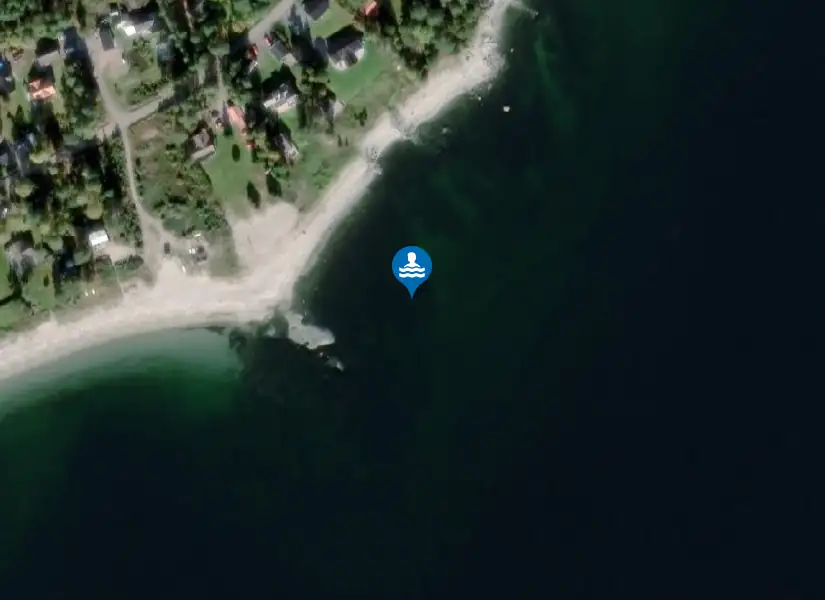 Gullviks havsbad från satellit