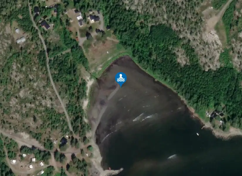 Häggdånger, Byvikens badplats från satellit